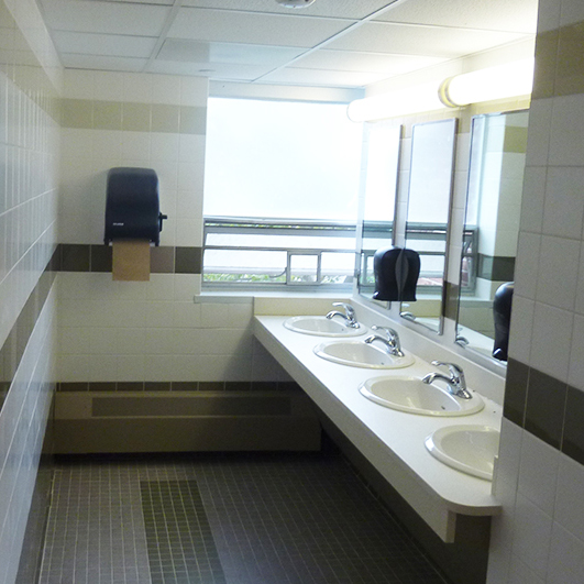 Rutgers Nicholas Hall Bathrooms 